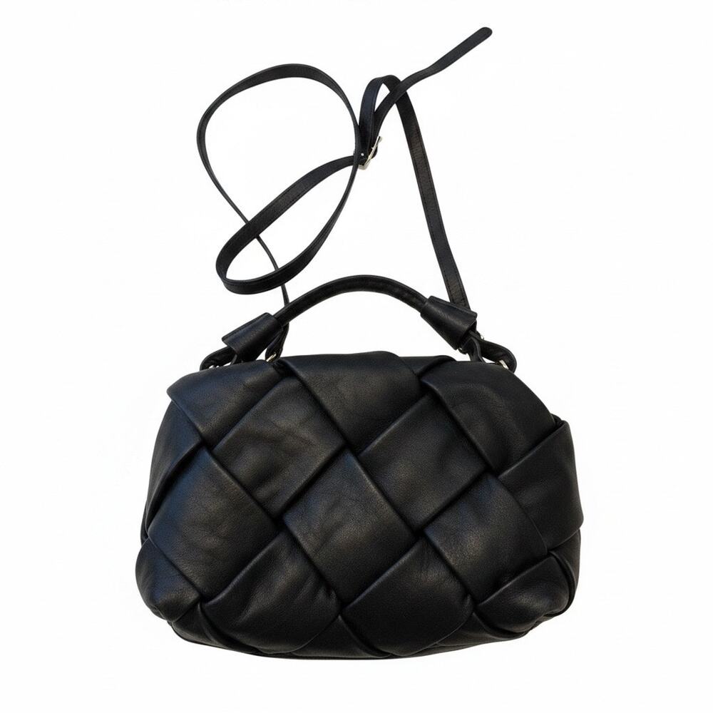 Valentina Fiore two-way Italian woven leather crossbody bag. Gold hardware. - Picture 2 of 13